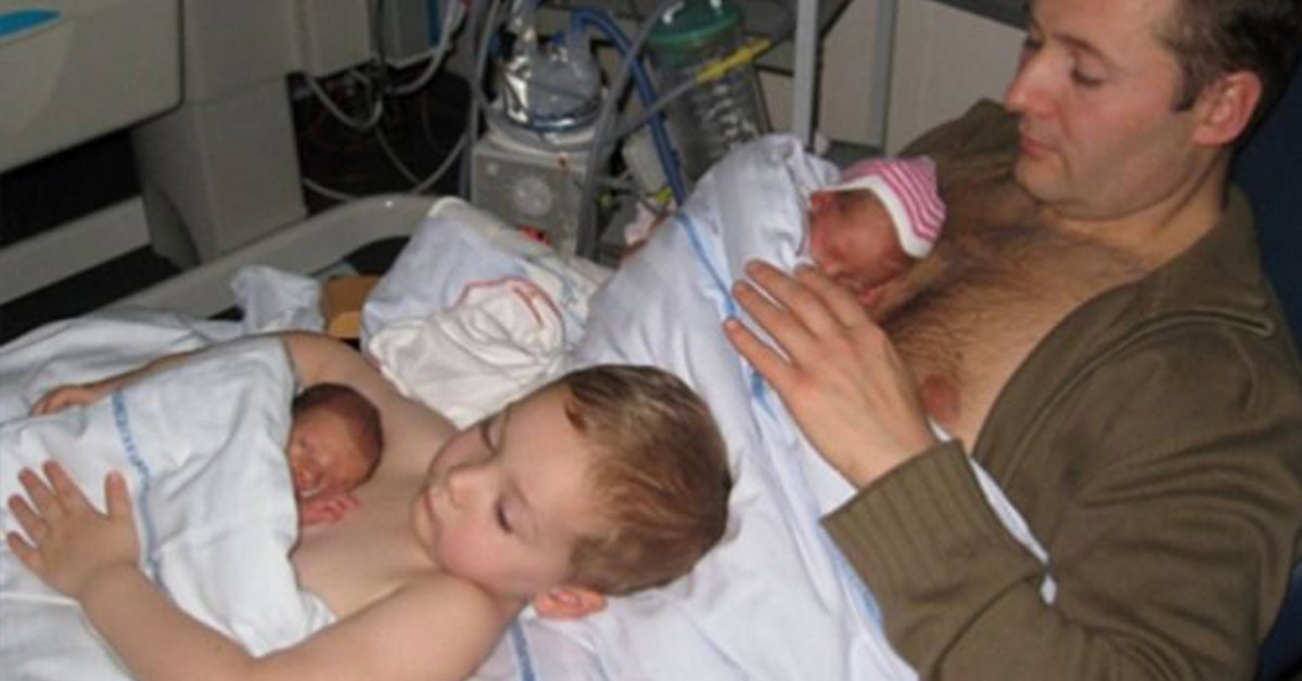 Heart-warming Photo of Little Boy Giving Skin-to-Skin to One of His Premature Sibling Goes Viral