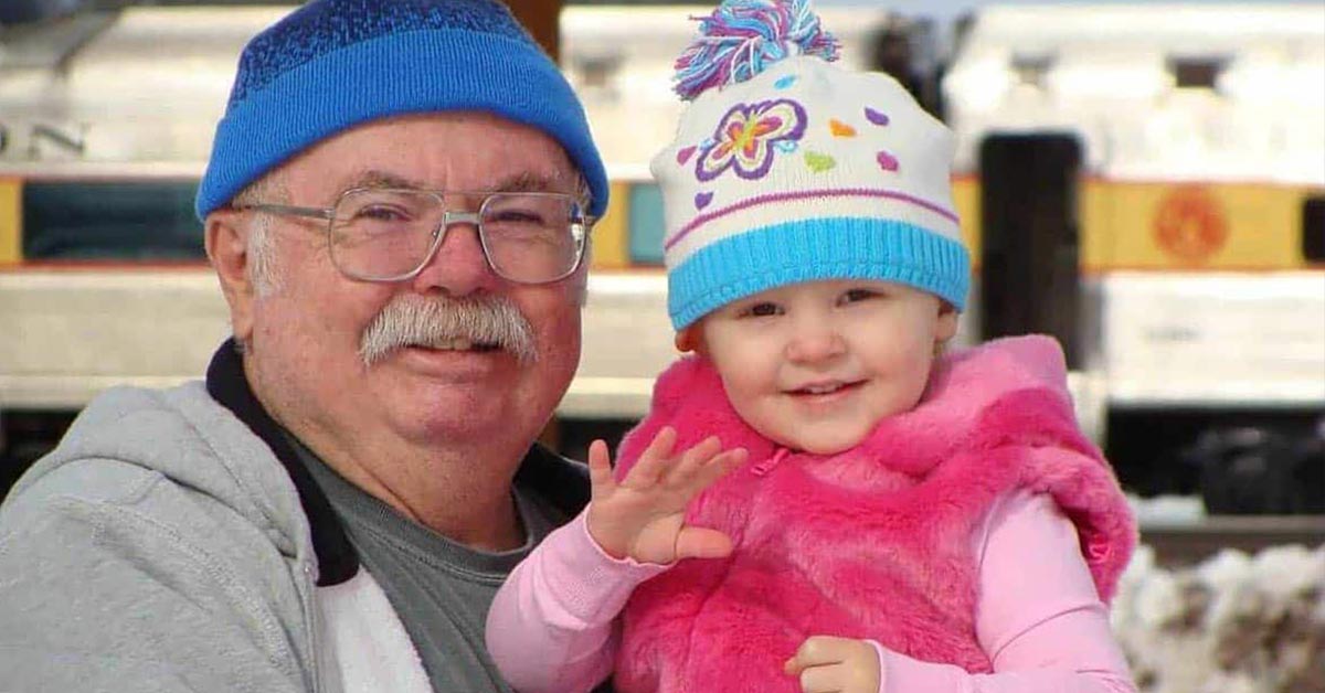 Children Grow Up Much Happier When Their Grandparents Live With Them