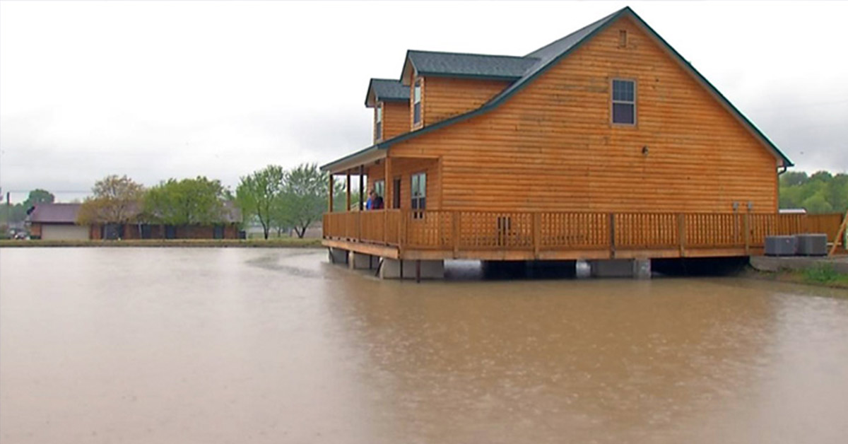 Man Builds Home Over Pond So He Can Fish From His Living Room