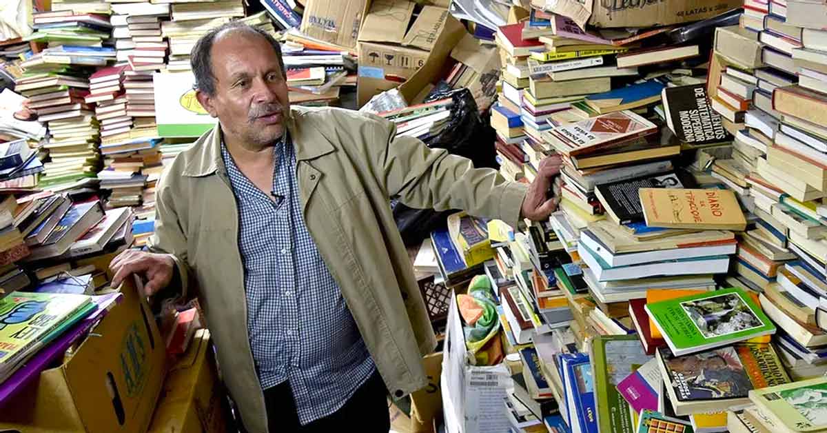 The Lord of the Books: Bibliophile trash collector Saves 25,000 Books and Creates a Free Library