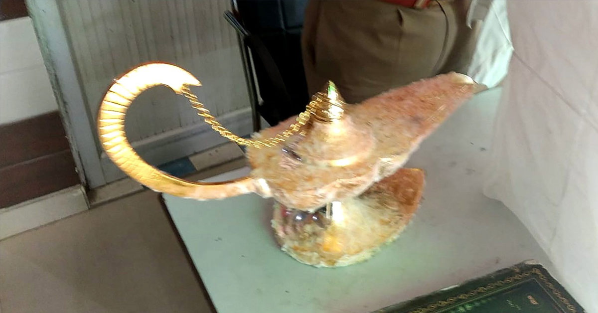 Doctor Duped Into Buying Magic Lamp for $41,600